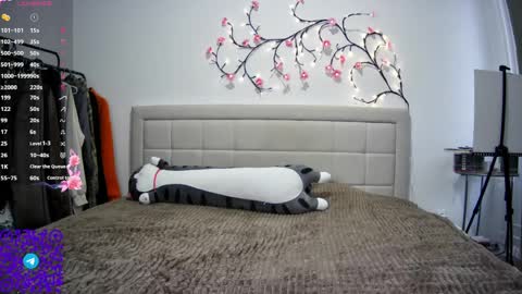 Snapshot of adelinehaefner chatting on 1, 4, 2026 Anna online show from 1, 4, 2026