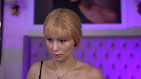 Snapshot of adelineking chatting on 14, 1, 2025 Ade online show from 14, 1, 2025