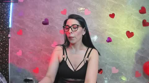 Snapshot of adellelennoxx chatting on 2, 6, 2026 Adellelennoxx online show from 2, 6, 2026