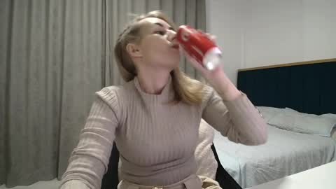 Snapshot of adellynrose chatting on 27, 3, 2026 Adellyn online show from 27, 3, 2026