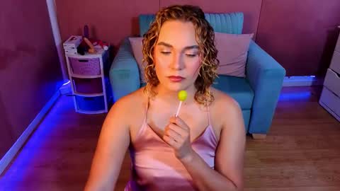 Snapshot of adharawo chatting on 3, 3, 2026 Adhara online show from 3, 3, 2026