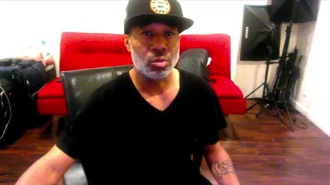 adick_ting online show from 27, 12, 2024