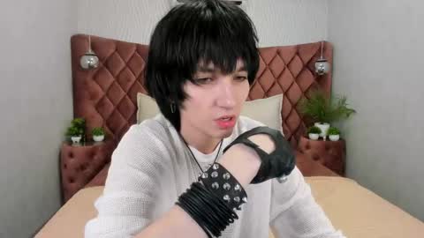 Snapshot of adonbev chatting on 7, 6, 2026 adonbev online show from 7, 6, 2026