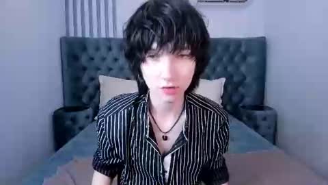 Snapshot of adonbev chatting on 19, 6, 2026 adonbev online show from 19, 6, 2026