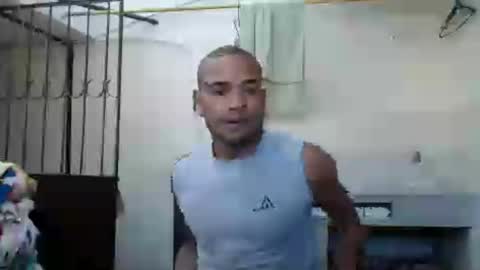 Snapshot of adonis_kodjoe chatting on 3, 5, 2026 adonis_kodjoe online show from 3, 5, 2026