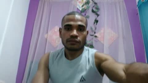 Snapshot of adonis_kodjoe chatting on 6, 5, 2026 adonis_kodjoe online show from 6, 5, 2026