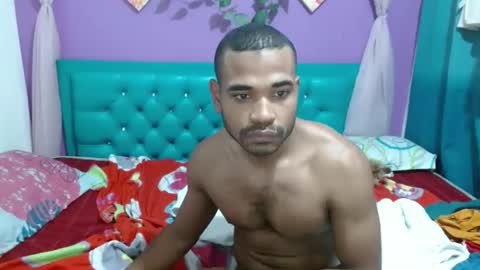 Snapshot of adonis_kodjoe chatting on 11, 5, 2026 adonis_kodjoe online show from 11, 5, 2026