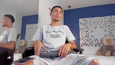 Snapshot of adonis_wb chatting on 8, 9, 2025 adonis_wb online show from 8, 9, 2025