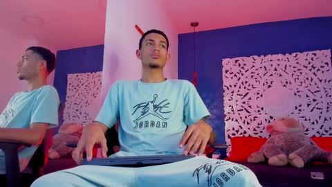 Snapshot of adonis_wb chatting on 10, 9, 2025 adonis_wb online show from 10, 9, 2025