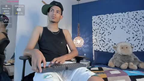 Snapshot of adonis_wb chatting on 19, 9, 2025 adonis_wb online show from 19, 9, 2025