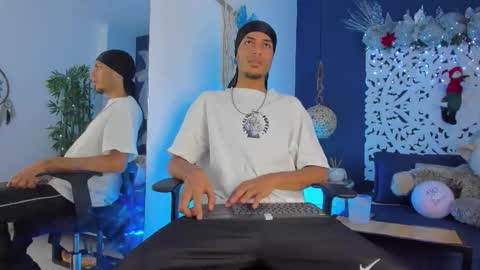 Snapshot of adonis_wb chatting on 3, 12, 2025 adonis_wb online show from 3, 12, 2025