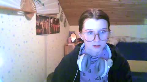Snapshot of adorable_sparkle chatting on 12, 2, 2025 adorable_sparkle online show from 12, 2, 2025