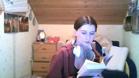 Snapshot of adorable_sparkle chatting on 19, 2, 2025 adorable_sparkle online show from 19, 2, 2025