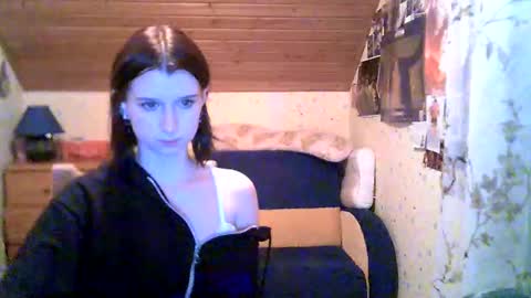 Snapshot of adorable_sparkle chatting on 6, 3, 2025 adorable_sparkle online show from 6, 3, 2025