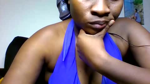 Snapshot of adore_booty chatting on 22, 4, 2026 adore_booty online show from 22, 4, 2026