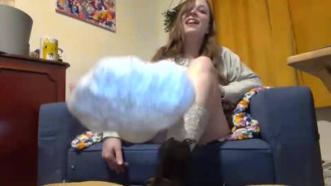 Snapshot of adorequeenbunny chatting on 27, 12, 2024 Queen Bunny online show from 27, 12, 2024