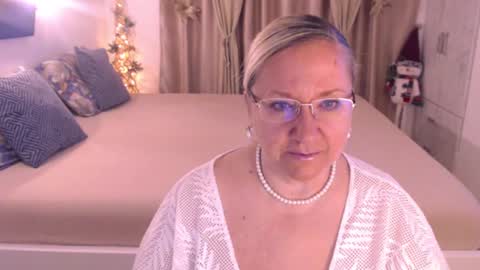 Snapshot of adrena_ chatting on 18, 12, 2024 Cryna online show from 18, 12, 2024
