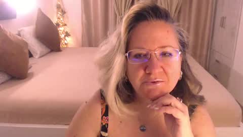 Snapshot of adrena_ chatting on 28, 1, 2025 Cryna online show from 28, 1, 2025