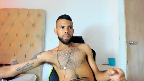 Snapshot of adri_sexboy229 chatting on 11, 9, 2025 adri_sexboy229 online show from 11, 9, 2025