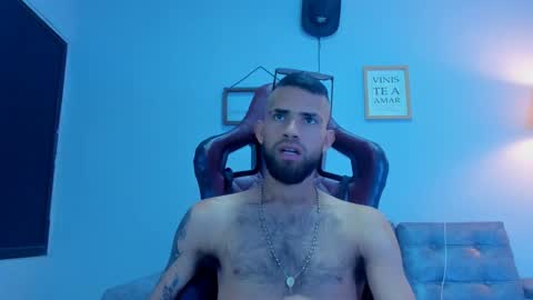 Snapshot of adri_sexboy229 chatting on 20, 9, 2025 adri_sexboy229 online show from 20, 9, 2025