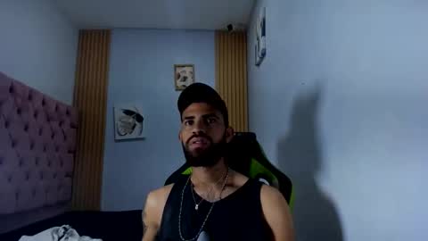 Snapshot of adri_sexboy229 chatting on 4, 10, 2025 adri_sexboy229 online show from 4, 10, 2025