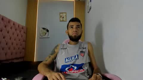 Snapshot of adri_sexboy229 chatting on 7, 10, 2025 adri_sexboy229 online show from 7, 10, 2025