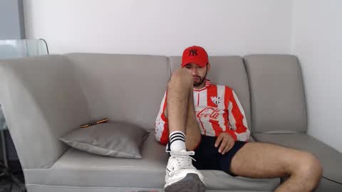 Snapshot of adrian_falcon chatting on 5, 6, 2026 Adrian Falcon online show from 5, 6, 2026