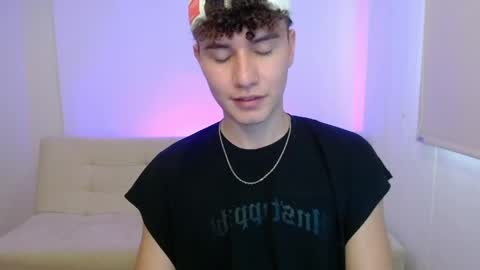 Snapshot of adrian_morelli chatting on 16, 4, 2026 adrian morelli online show from 16, 4, 2026