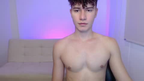 Snapshot of adrian_morelli chatting on 19, 4, 2026 adrian morelli online show from 19, 4, 2026