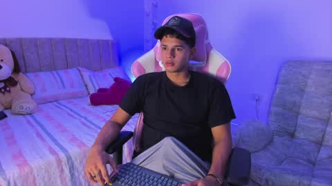 ADRIAN online show from 9, 4, 2026