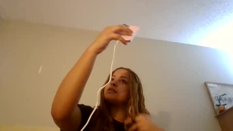 Snapshot of adriana318798 chatting on 19, 4, 2026 Princess Adri online show from 19, 4, 2026