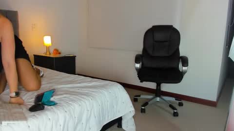 Adriana online show from 20, 2, 2025