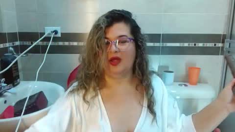 Snapshot of adriana_prettie chatting on 9, 4, 2026 ADRIANA online show from 9, 4, 2026
