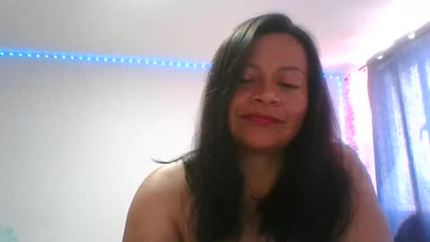adrianagogo18 online show from 9, 3, 2025