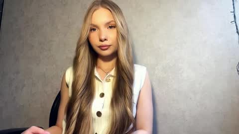 Snapshot of adriannemuldowney chatting on 9, 4, 2026 Caroline online show from 9, 4, 2026