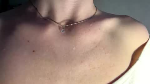 Caroline online show from 13, 7, 2026