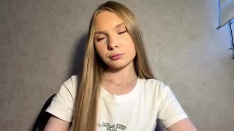 Caroline online show from 25, 7, 2026