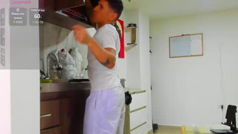 Snapshot of adriano_bigcock chatting on 1, 4, 2026 Adrian online show from 1, 4, 2026