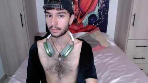 Snapshot of adrien_polo chatting on 4, 6, 2026 adrien_polo online show from 4, 6, 2026