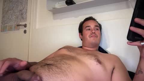 Snapshot of adriiiiiiiiano chatting on 14, 9, 2025 adriiiiiiiiano online show from 14, 9, 2025