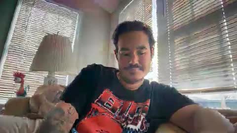 Snapshot of adriiiiiiiiano chatting on 21, 12, 2025 adriiiiiiiiano online show from 21, 12, 2025