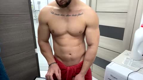 Snapshot of advp69 chatting on 11, 11, 2025 Mrrfitt online show from 11, 11, 2025