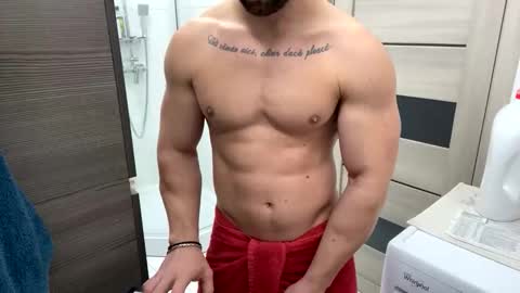 Snapshot of advp69 chatting on 16, 11, 2025 Mrrfitt online show from 16, 11, 2025