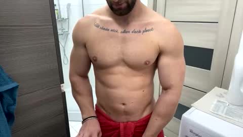 Snapshot of advp69 chatting on 17, 11, 2025 Mrrfitt online show from 17, 11, 2025