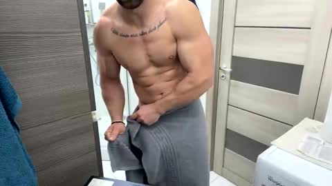 Snapshot of advp69 chatting on 21, 11, 2025 Mrrfitt online show from 21, 11, 2025