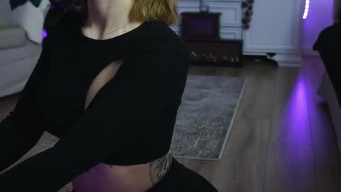 Aelia online show from 2, 12, 2025