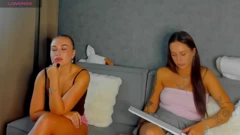 Snapshot of aelin_day chatting on 1, 7, 2026 Adele online show from 1, 7, 2026