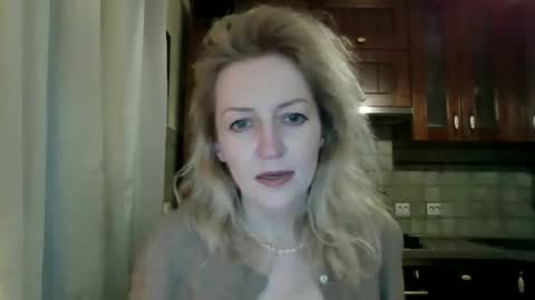 Snapshot of aeroliss chatting on 3, 4, 2026 aeroliss online show from 3, 4, 2026