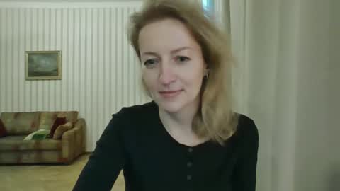 Snapshot of aeroliss chatting on 23, 5, 2026 aeroliss online show from 23, 5, 2026