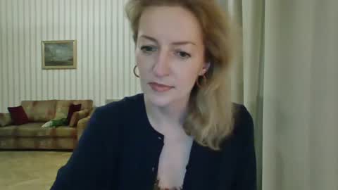 Snapshot of aeroliss chatting on 3, 7, 2026 aeroliss online show from 3, 7, 2026